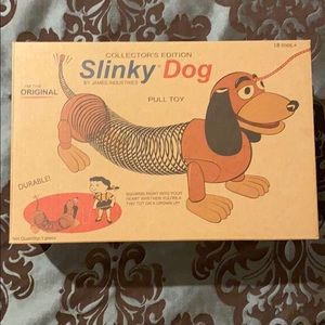 ❤️ NEW Collector’s Edition SLINKY DOG